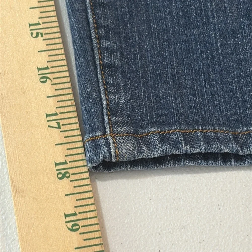 Lauren Jeans Co Ralph Lauren Relaxed Fit Capri Jeans Womens Size 12P Medium Wash